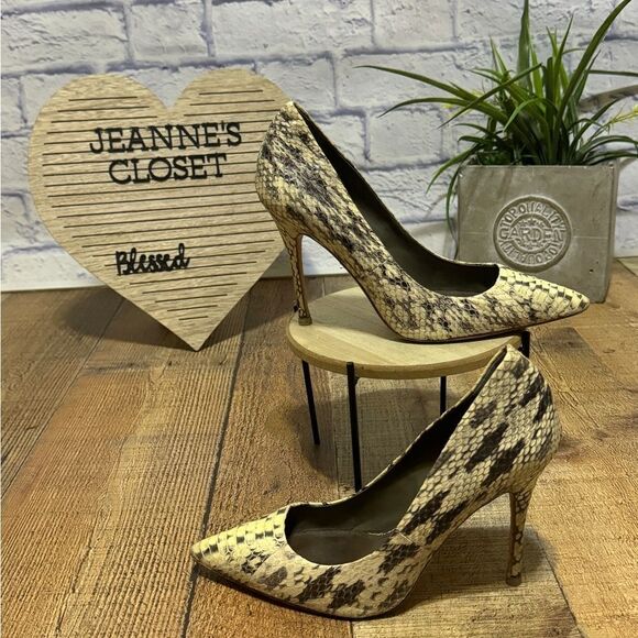 Tory Burch snakeskin pumps heels pointed toe - Picture 2 of 9